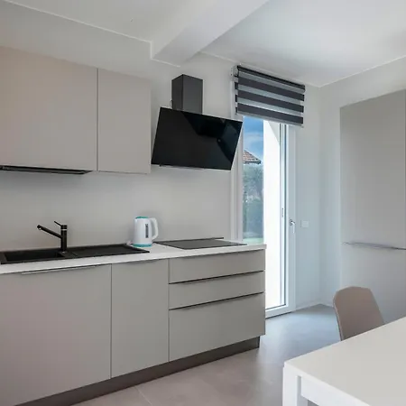 Malvezzi * Ντεζεντσάνο ντελ Γκάρντα